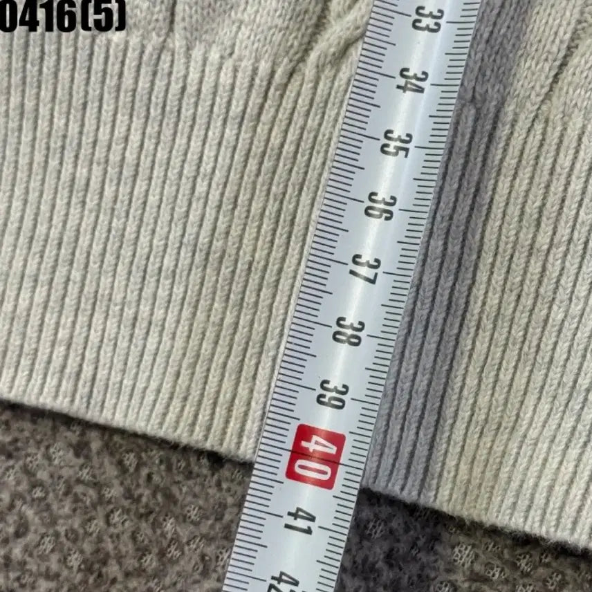 [BUNJANG] Kirsh Cherry Cable Knit Sweater Ivory / 키르시 체리 꽈배기 니트 아이보리