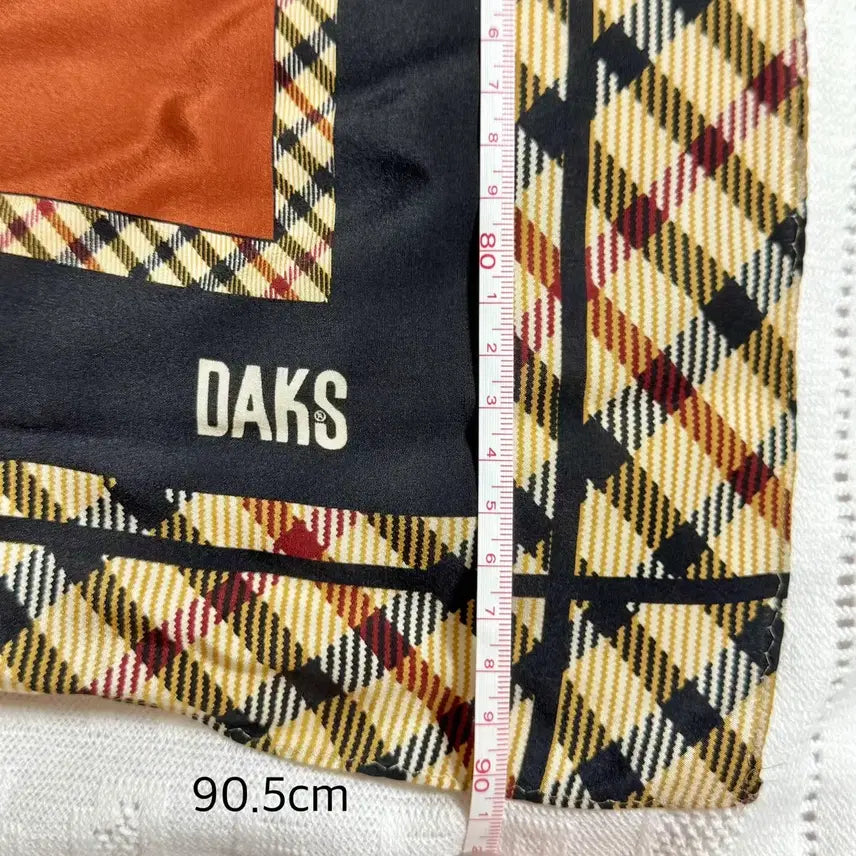 [BUNJANG] Daks Silk Scarf / 닥스 사각 실크 블랙/브라운 스카프