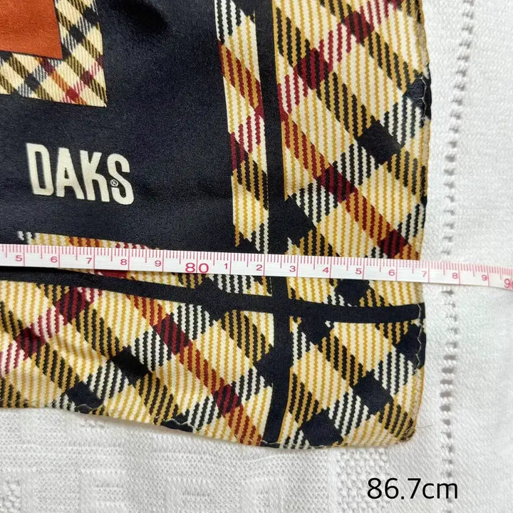 [BUNJANG] Daks Silk Scarf / 닥스 사각 실크 블랙/브라운 스카프