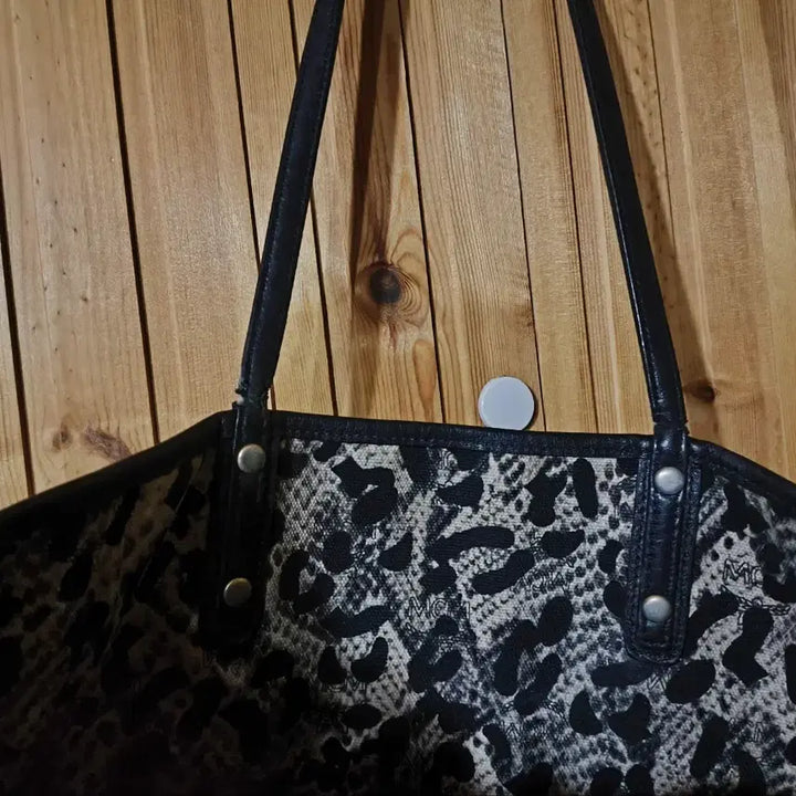 [SOLD OUT] MCM 엠씨엠 쇼퍼백 숄더백