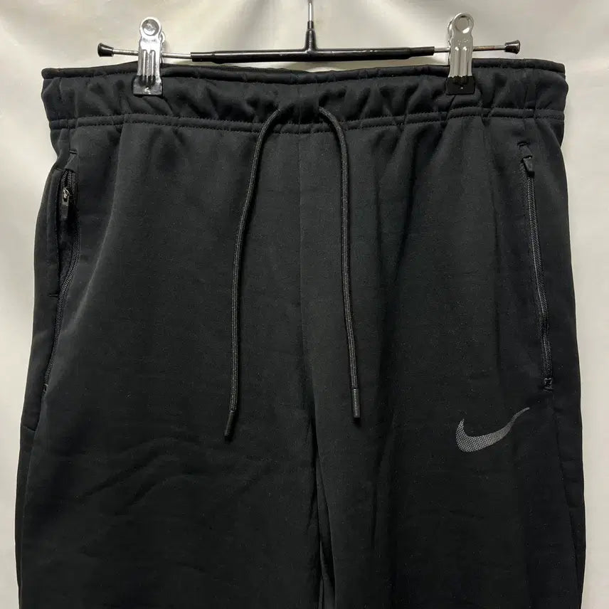 [SOLD OUT] [정품/M] 나이키 스우시 써마스피어 블랙 조거 팬츠/바지