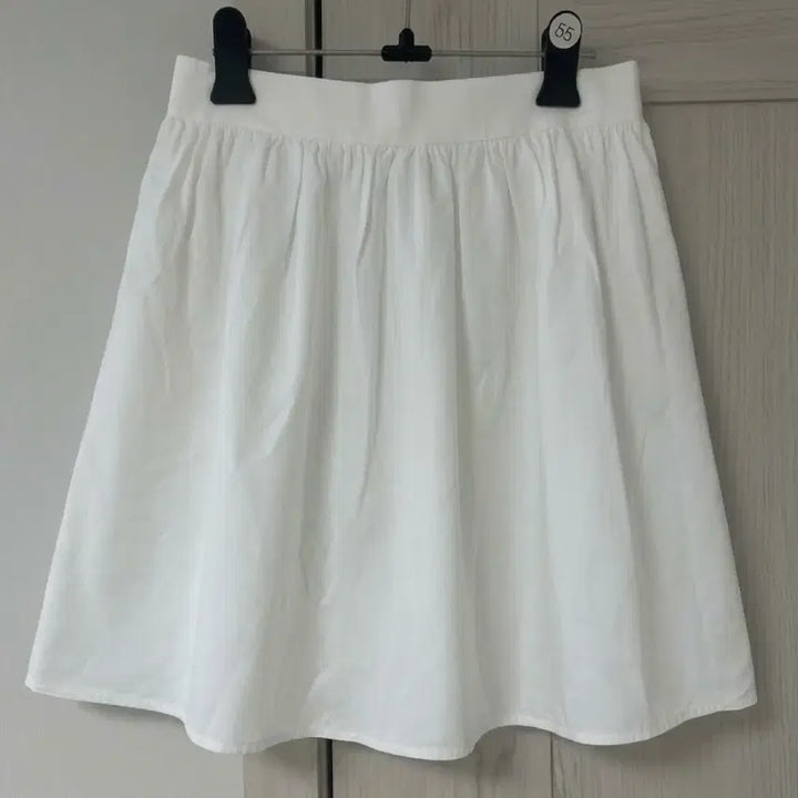 [BUNJANG] Autumn Page Ivory Skirt / 어텀 페이지 스커트 아이보리 s