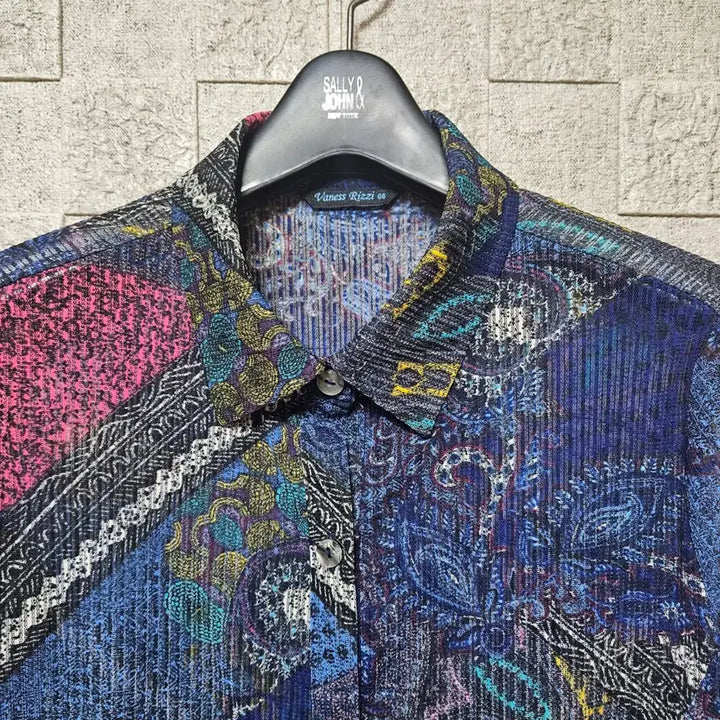 [BUNJANG] Vanessa Rizz Long Sleeve Patterned Shirt / 딱이다 Vanessa Rizz 롱 슬리브 패턴 셔츠