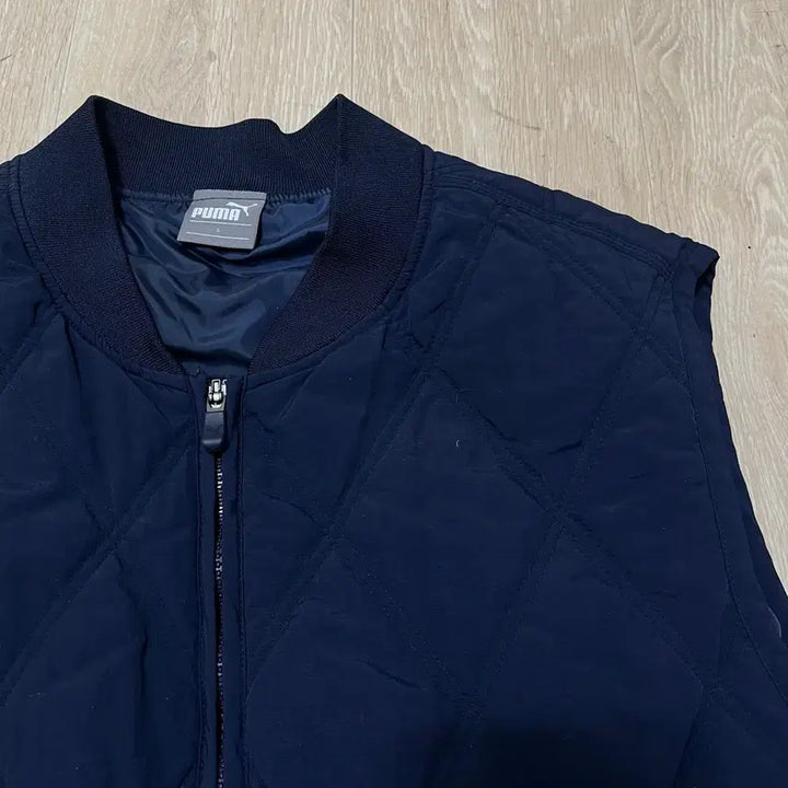 [BUNJANG] Puma Logo Padded Vest L / 푸마 로고 패딩 조끼 L/100