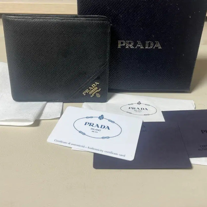 [BUNJANG] Prada Saffiano Leather Wallet / 프라다 사피아노 반지갑 풀박스