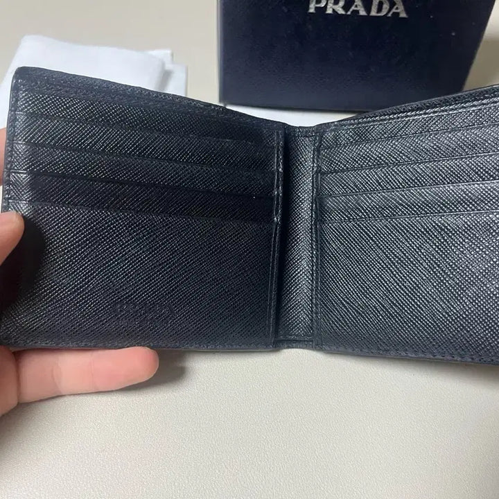 [BUNJANG] Prada Saffiano Leather Wallet / 프라다 사피아노 반지갑 풀박스