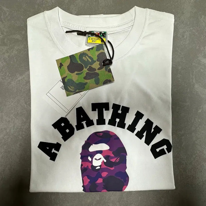 [BUNJANG] BAPE Purple Camo Short Sleeve T-Shirt White M / BAPE 베이프 퍼플 카모 반팔티 화이트 M