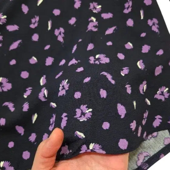 [BUNJANG] Floral Print Long Sleeve Blouse for Women / 새상품 66~77 여성 블라우스 꽃무늬 긴팔 블라우스 95 여자 새제품