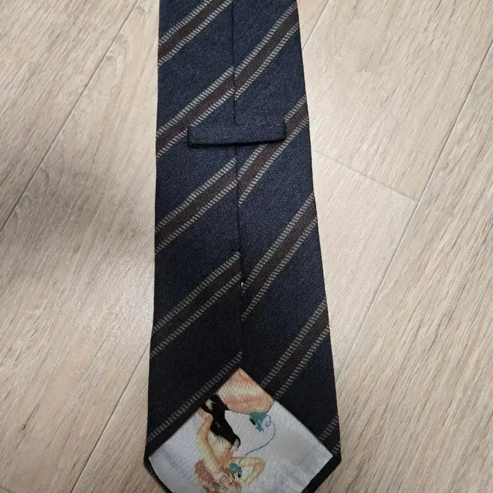 [BUNJANG] Dark Gray Striped Tie / 다크 그레이(스트라이프) 색상 넥타이 팝니다
