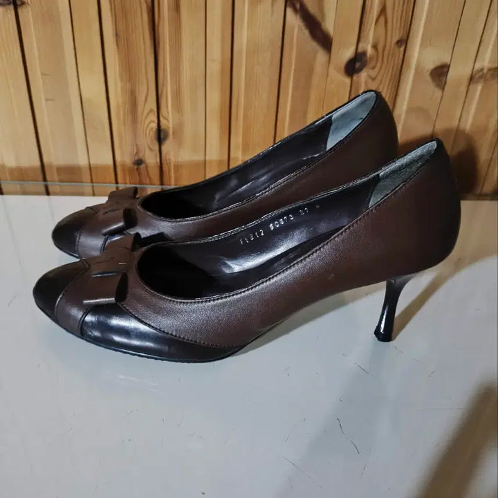 [BUNJANG] Ferragamo Ribbon Heels 7cm / 37 240mm 페라가모 리본 구두 힐 7cm