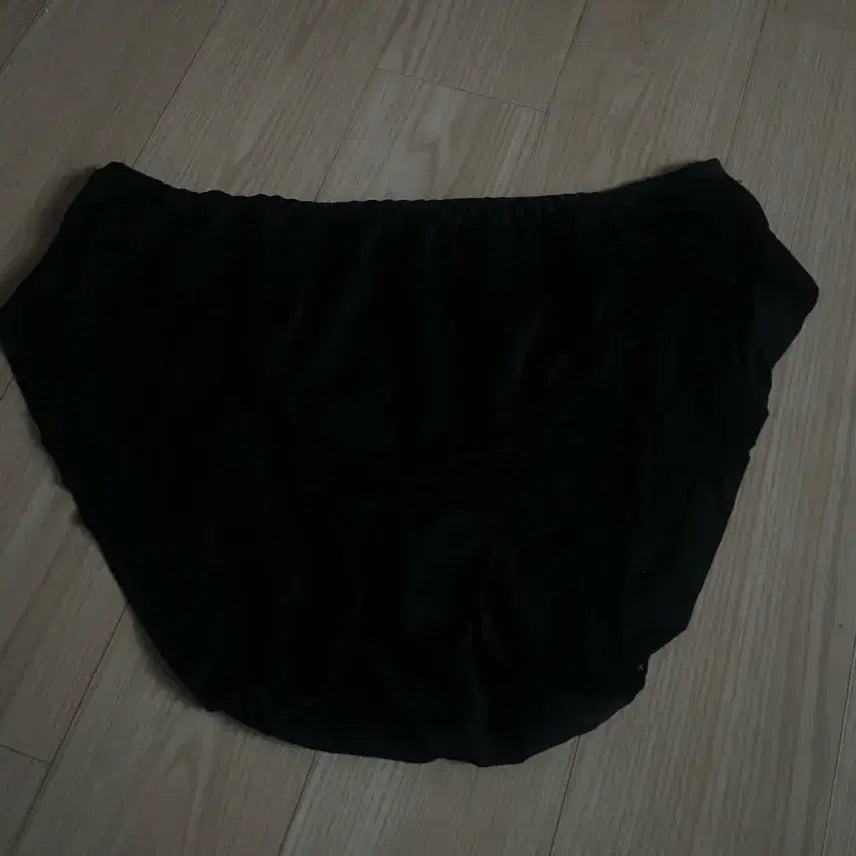 [SOLD OUT] 여성 속옷 (사용감 O)
