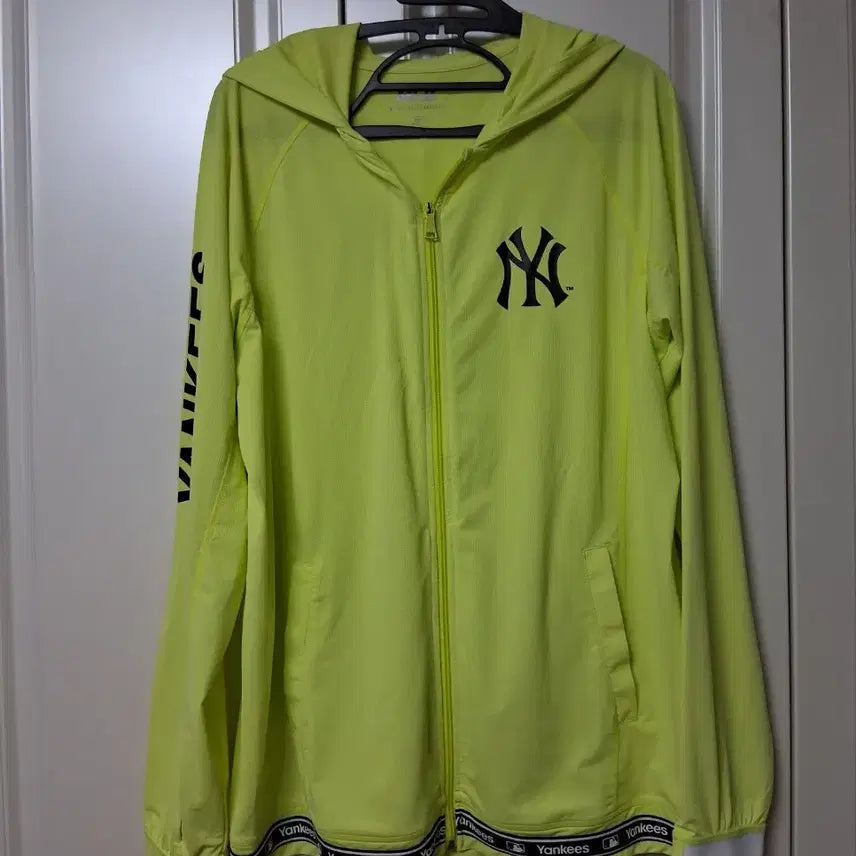 [SOLD OUT] MLB 남성져지집업점퍼 105 봄여름