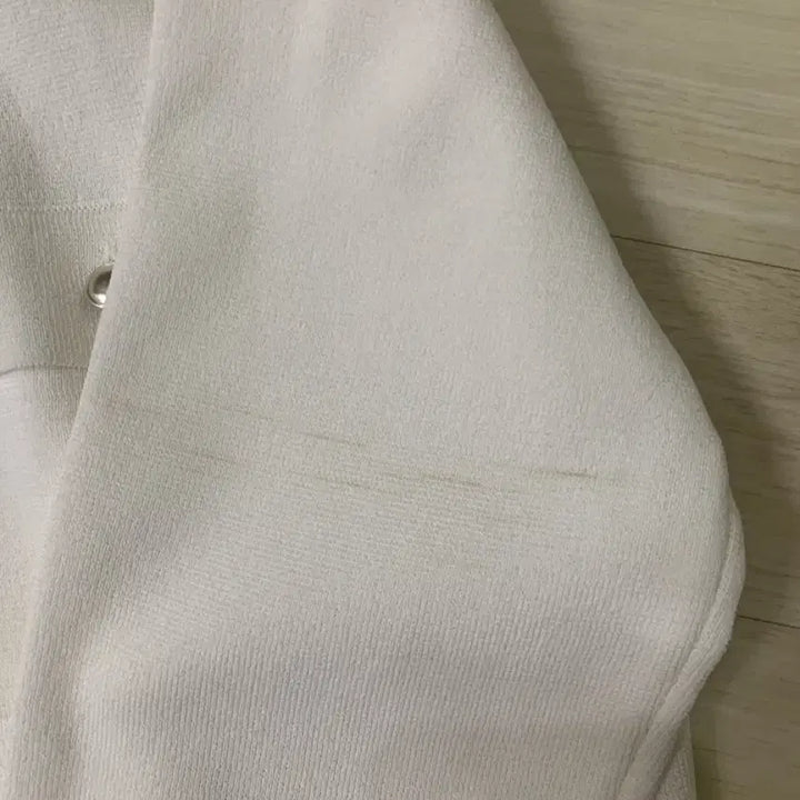 [BUNJANG] Hazelmode White Pocket Cardigan / 헤이즐모드 화이트 포켓 가디건