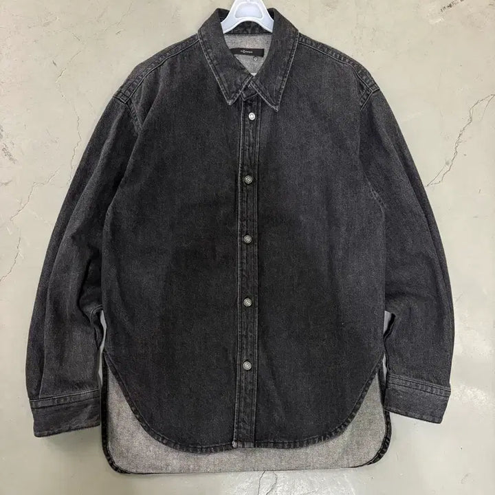 [SOLD OUT] 만원샵 빈티지 흑청 데님 셔츠 95