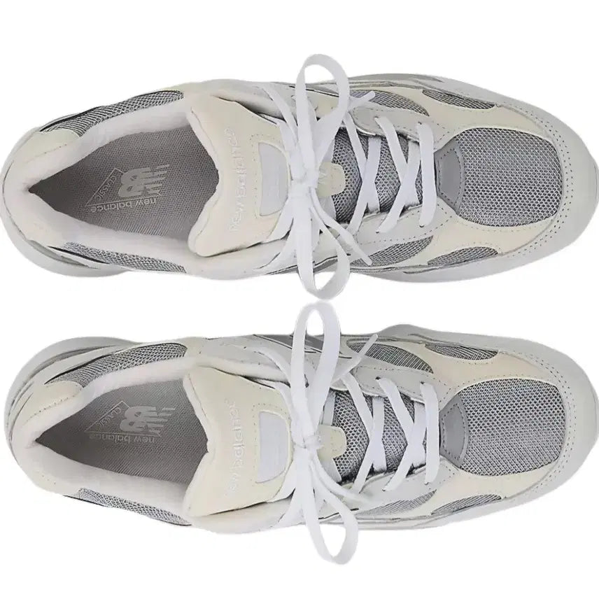 [BUNJANG] New Balance 992 Made in USA Core White Reflection Sneakers / 뉴발란스 992 메이드 인 USA 코어 화이트 리플렉션250 (새상품)