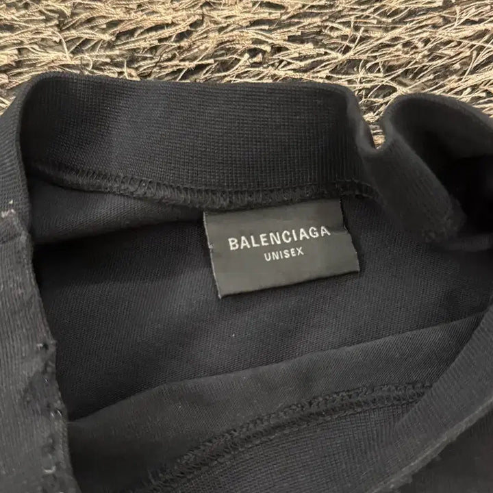 [BUNJANG] Balenciaga Paris Moon Double Front T-shirt / 발렌시아가 파리스문 더블프론트 티 balenciaga