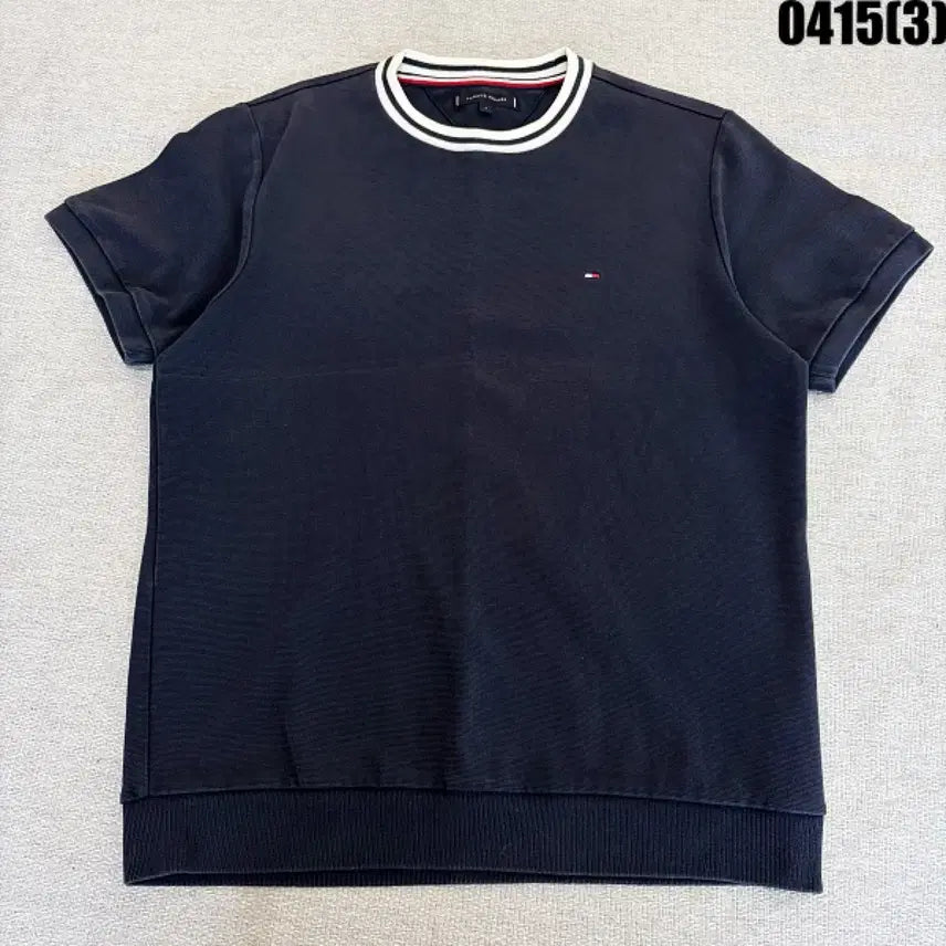 [SOLD OUT] S 타미힐피거 넥라인 포인트 반팔 티셔츠 네이비 0415(3)