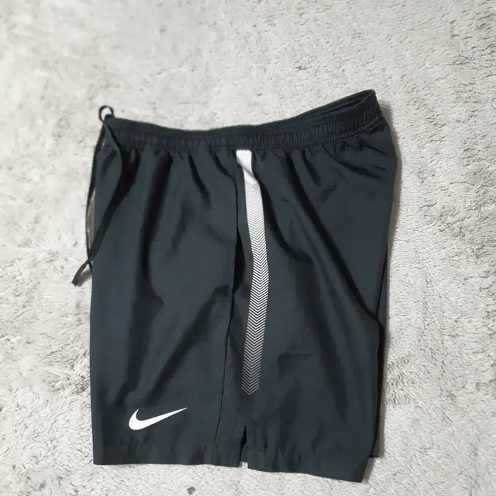 [SOLD OUT] 나이키 반바지 L