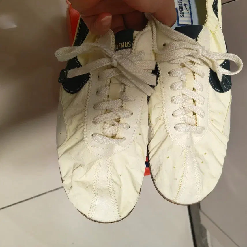 [SOLD OUT] 나이키 자크뮈스 문슈