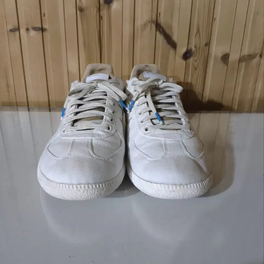 [SOLD OUT] 275mm 아디다스 리스플릿 로우 스니커즈