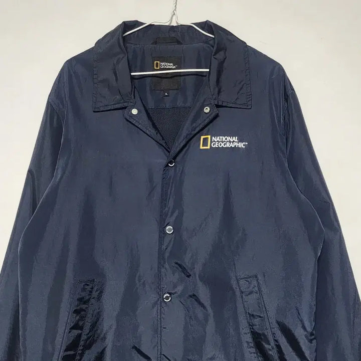 [BUNJANG] National Geographic Windbreaker Coach Jacket (Navy, Size 105) / 쪼리샵 내셔널지오그래픽 바람막이 코치 자켓 105