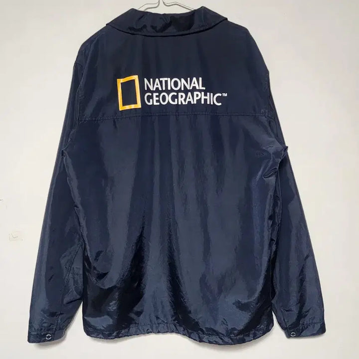 [BUNJANG] National Geographic Windbreaker Coach Jacket (Navy, Size 105) / 쪼리샵 내셔널지오그래픽 바람막이 코치 자켓 105
