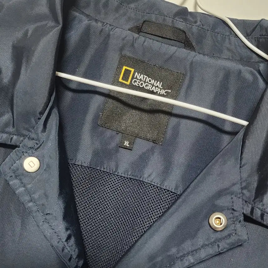 [BUNJANG] National Geographic Windbreaker Coach Jacket (Navy, Size 105) / 쪼리샵 내셔널지오그래픽 바람막이 코치 자켓 105