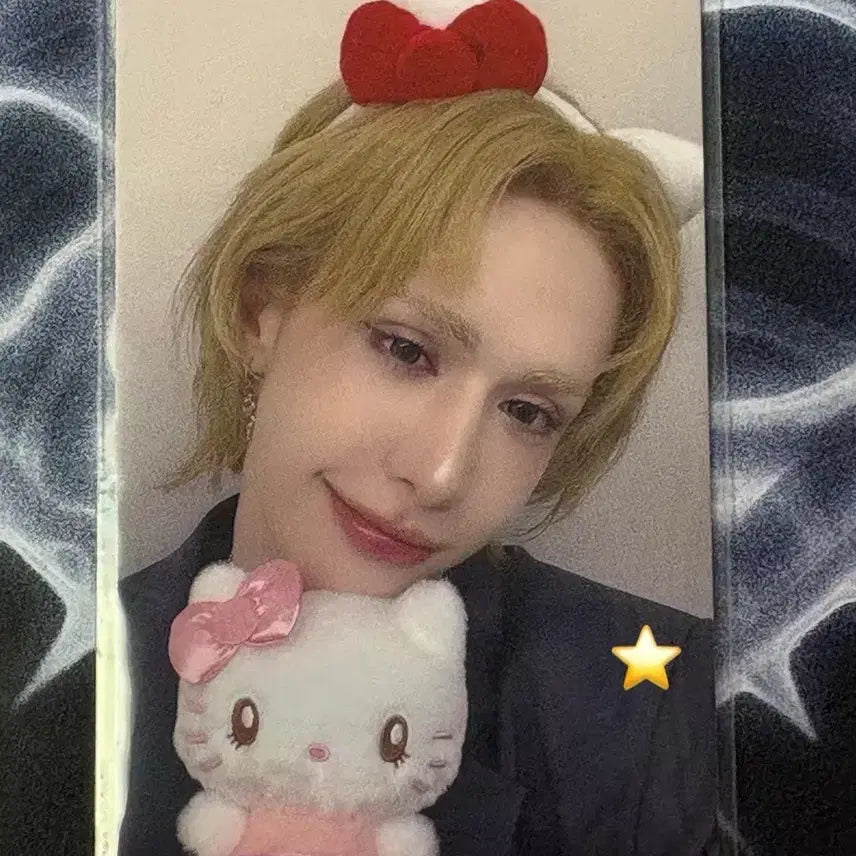 [BUNJANG] XLOV Umuti Kitty POB Photocard / XLOV 엑스러브 우무티 키티 미공포 포토카드