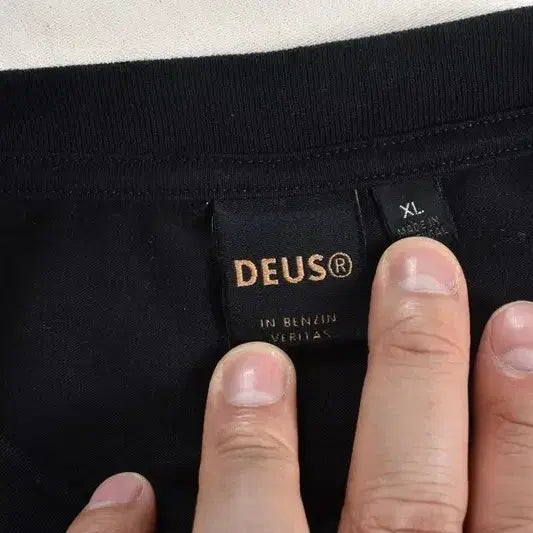 [BUNJANG] Deus Ex Machina M0289 Graphic T-shirt / 데우스 커스텀 반팔티 XL M0289