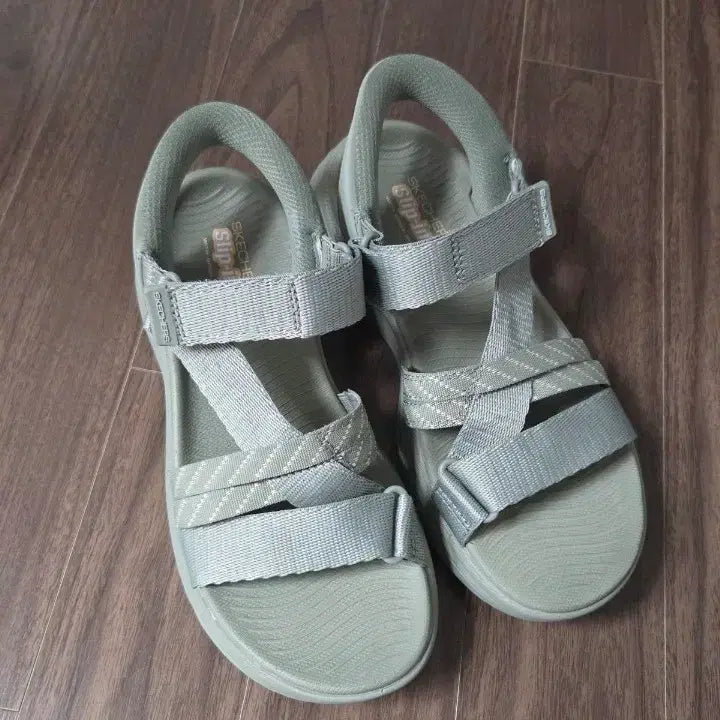 [BUNJANG] Skechers Sandals / 스케쳐스 신상 샌들