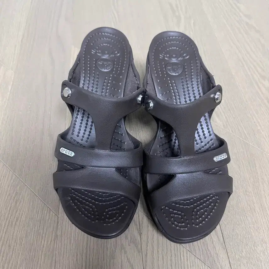 [BUNJANG] Crocs Cypress W8 Shoes / 크록스 사이프러스 w8 (새신발)
