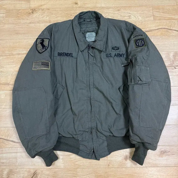 [SOLD OUT] 미군 오리지날 00s CVC 탱커 자켓 L/L