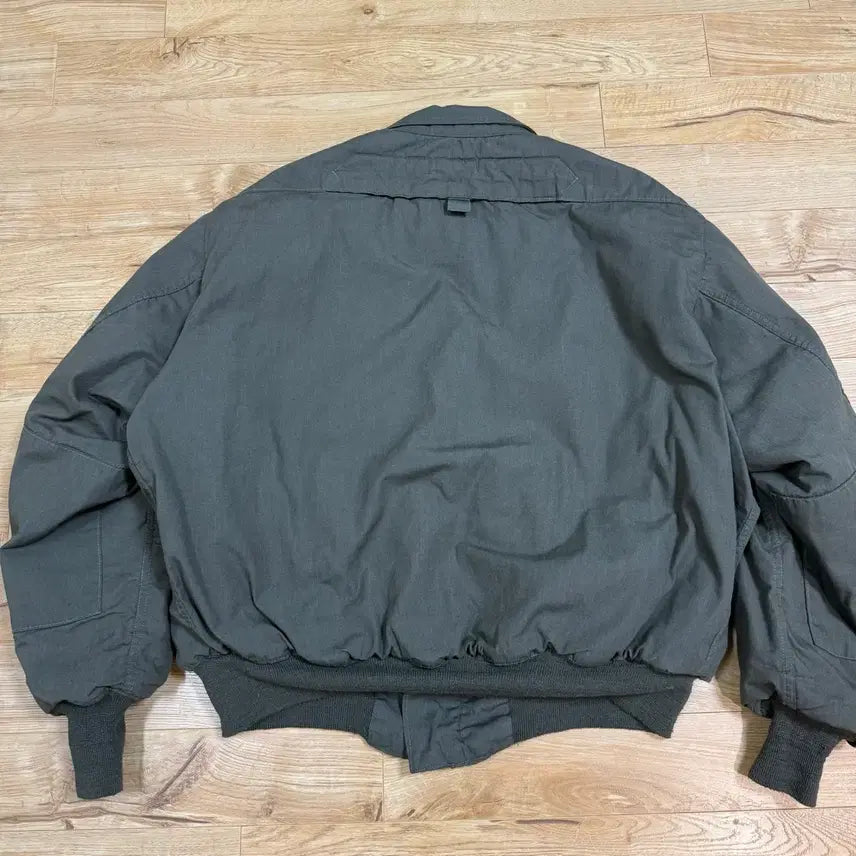 [SOLD OUT] 미군 오리지날 00s CVC 탱커 자켓 L/L