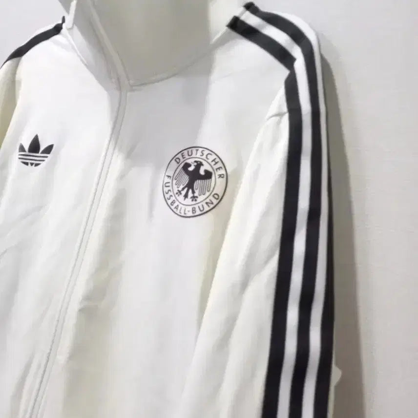 [BUNJANG] Adidas Beckenbauer German White Track Top Jacket (Size 110) / 아디다스 희귀 베켄바우어 독일 흰검 화이트 트랙탑 저지 져지집업 110