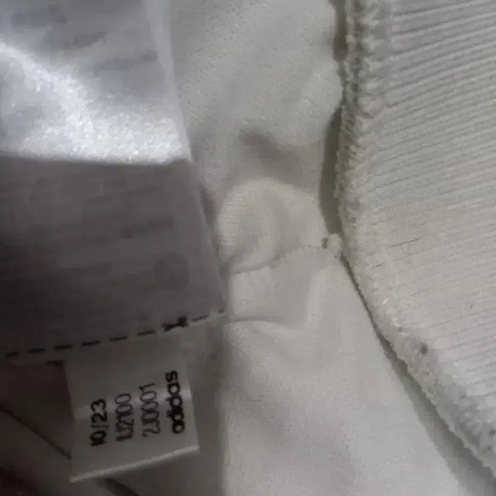 [BUNJANG] Adidas Beckenbauer German White Track Top Jacket (Size 110) / 아디다스 희귀 베켄바우어 독일 흰검 화이트 트랙탑 저지 져지집업 110