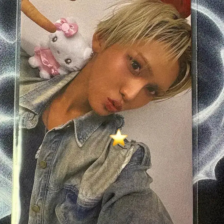 [BUNJANG] XLOV Hyun Kitty POB Photocard / XLOV 엑스러브 현 키티 미공포 포토카드