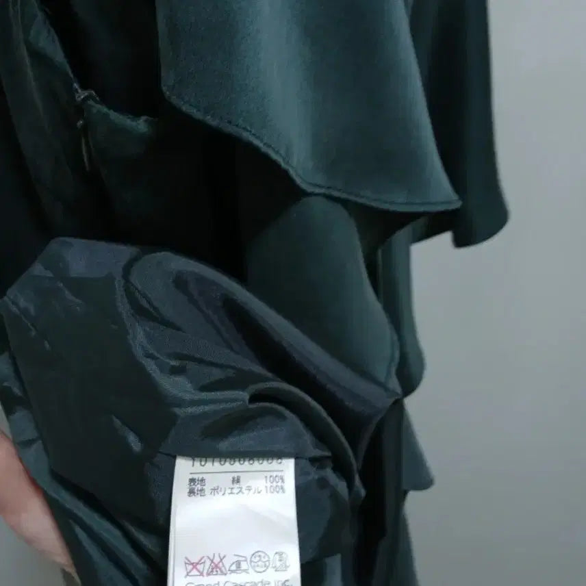 [BUNJANG] GOUT COMMUN Silk Mini Dress / 미사용 실크드레스