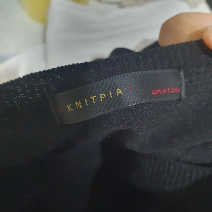 [SOLD OUT] 국산품 유명도매텍 니트피아  검정가디건  니트가디건 라운드가디건