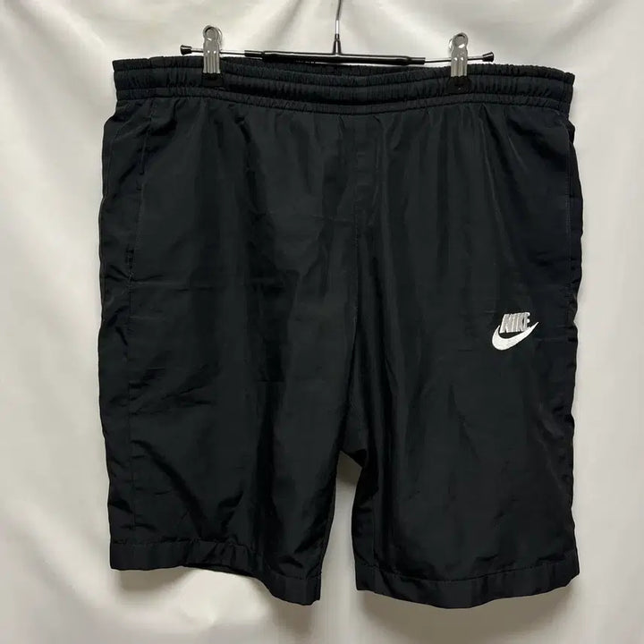 [SOLD OUT] [정품/L] 나이키 스우시 블랙 우븐 반바지/쇼츠