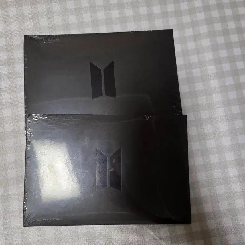 [BUNJANG] BTS Commemorative Stamp Packet (Sealed) / BTS 기념우표 미개봉