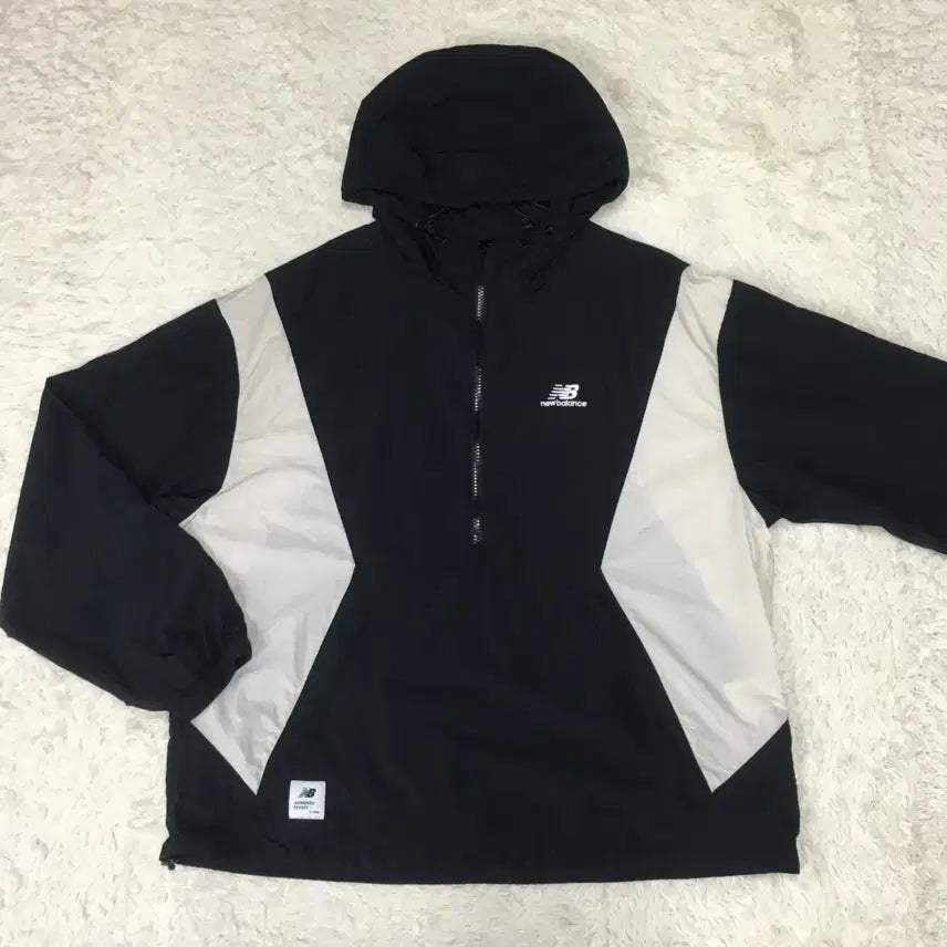 [SOLD OUT] 뉴발란스 바람막이자켓 만원샵 DD16