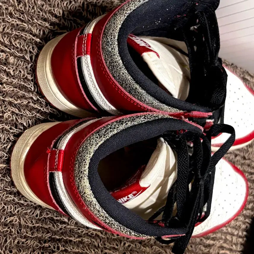 [BUNJANG] Nike Air Jordan 1 Retro High OG Chicago 2022 Sneakers / (PS) 조던 1 레트로 하이 OG 시카고 2022