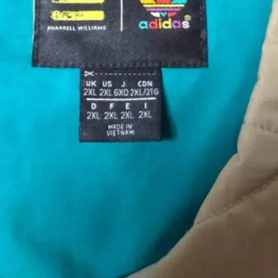 [BUNJANG] Adidas Pharrell Williams Human Race Vest / 아디다스 퍼렐 월리엄스 휴먼 레이스 조끼