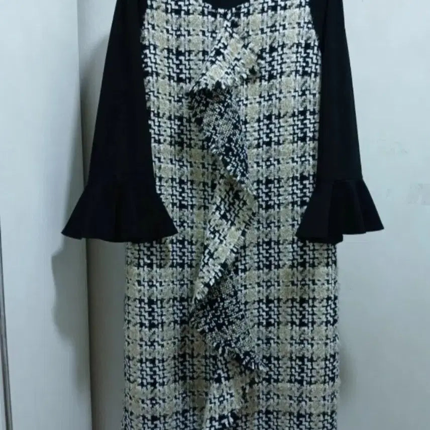 [BUNJANG] AURICULA Tweed Front Dress / 앞면트위드 원피스L