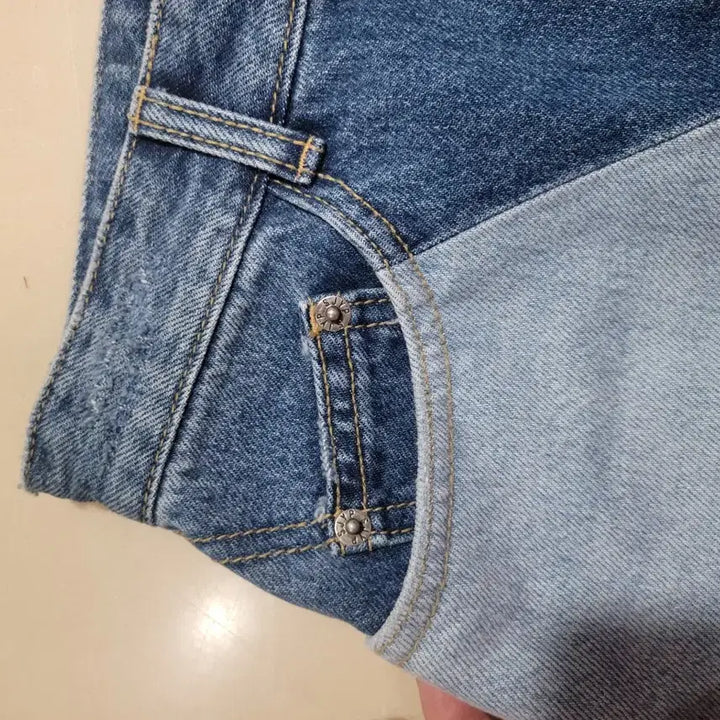 [SOLD OUT] SJYP 투톤 데님 미니 스커트 s