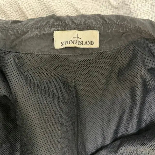 [SOLD OUT] 스톤아일랜드 24ss 나일론메탈 오버셔츠자켓