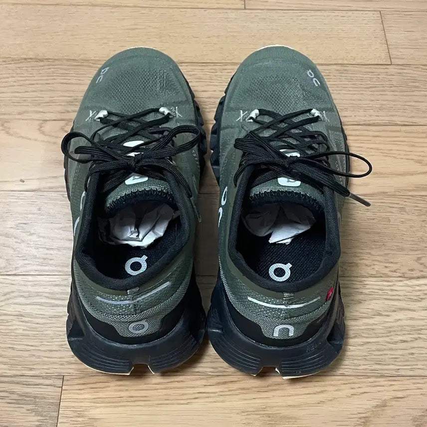 [SOLD OUT] 250 / 온러닝 운동화 러닝화