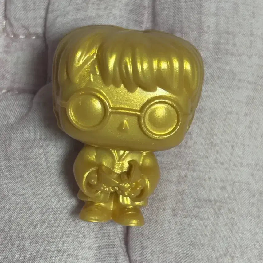 [BUNJANG] Kinder Joy Harry Potter Golden Figure / 해리포터 킨더조이 골든 피규어 희귀 해리
