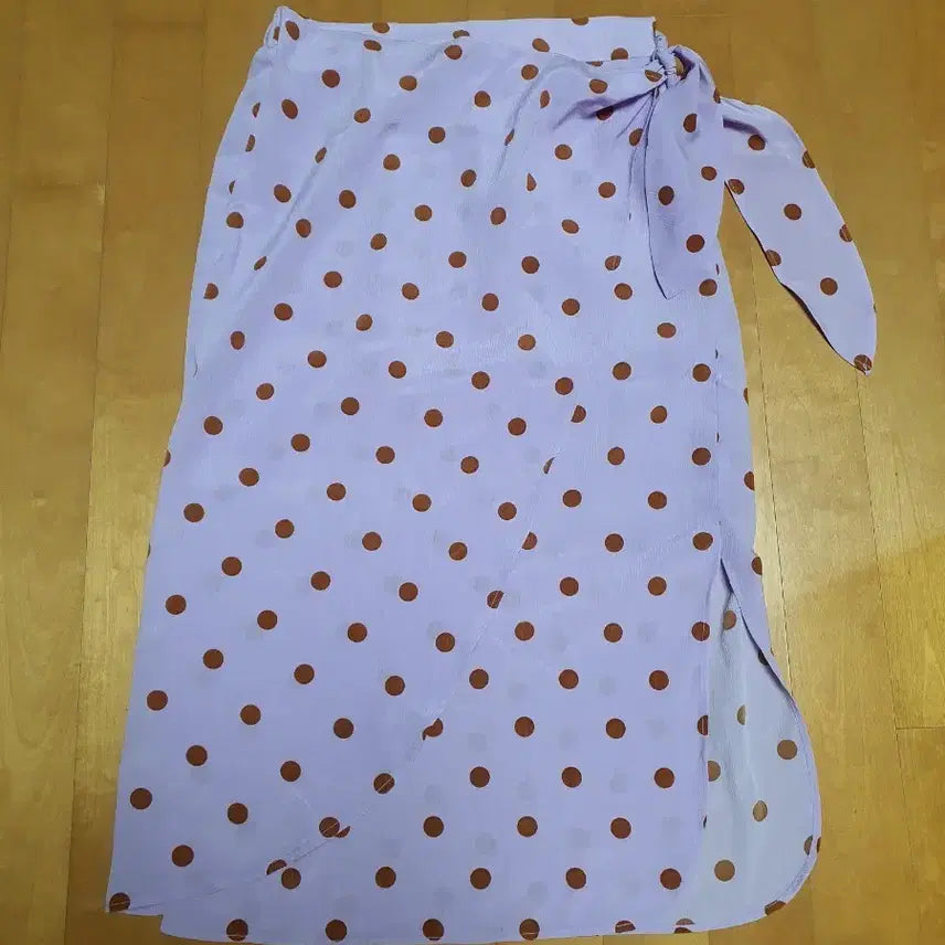 [BUNJANG] Egoist Dot Wrap Midi Skirt / 에고이스트 도트랩스탈 스커트55