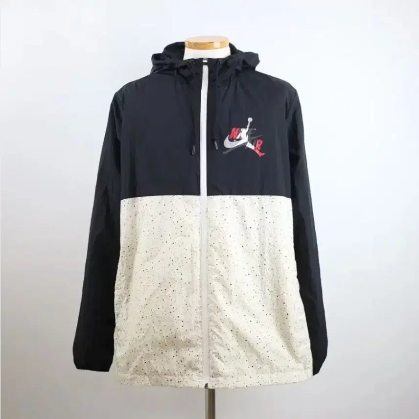 [BUNJANG] Nike Air Jordan Windbreaker XL / 나이키 에어조던 바람막이 XL